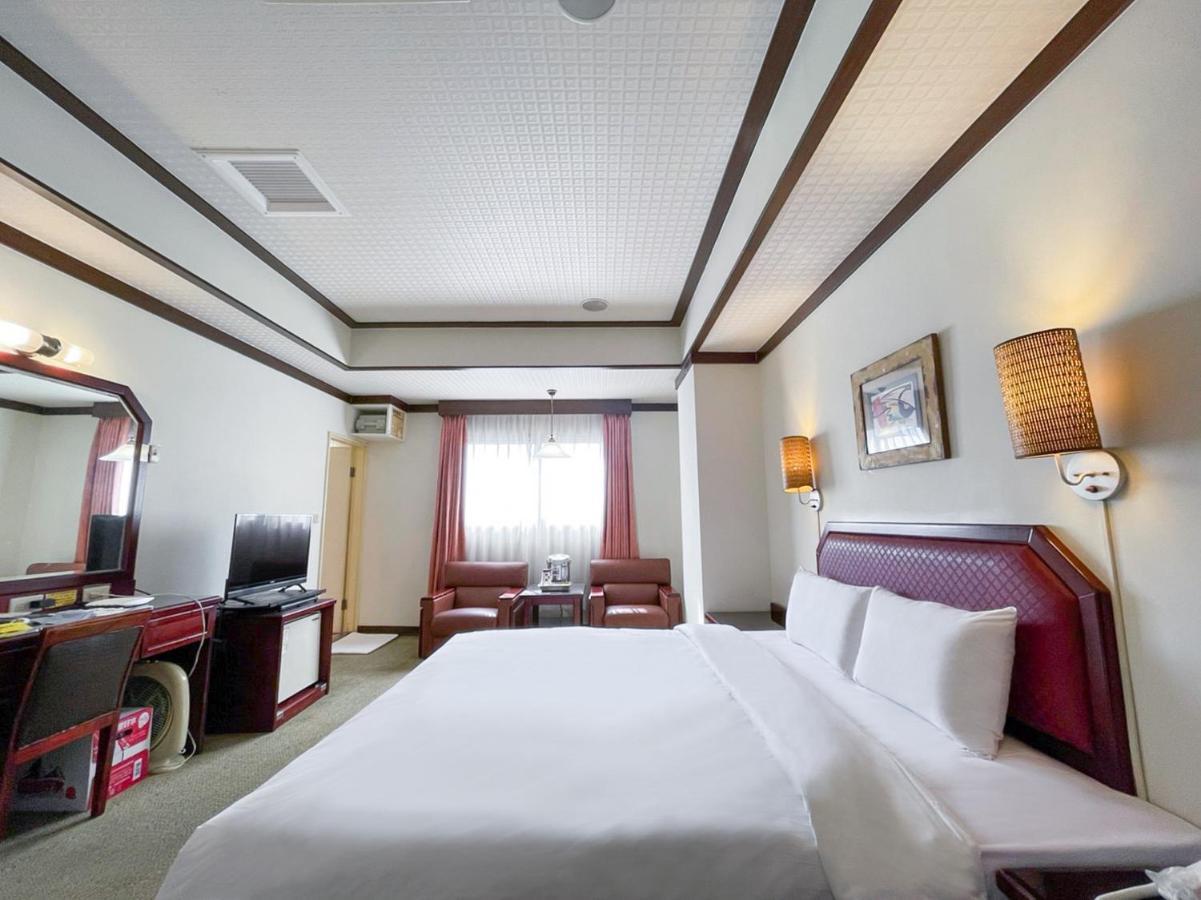 Guide Hotel Changhua Jhongjheng Exteriör bild